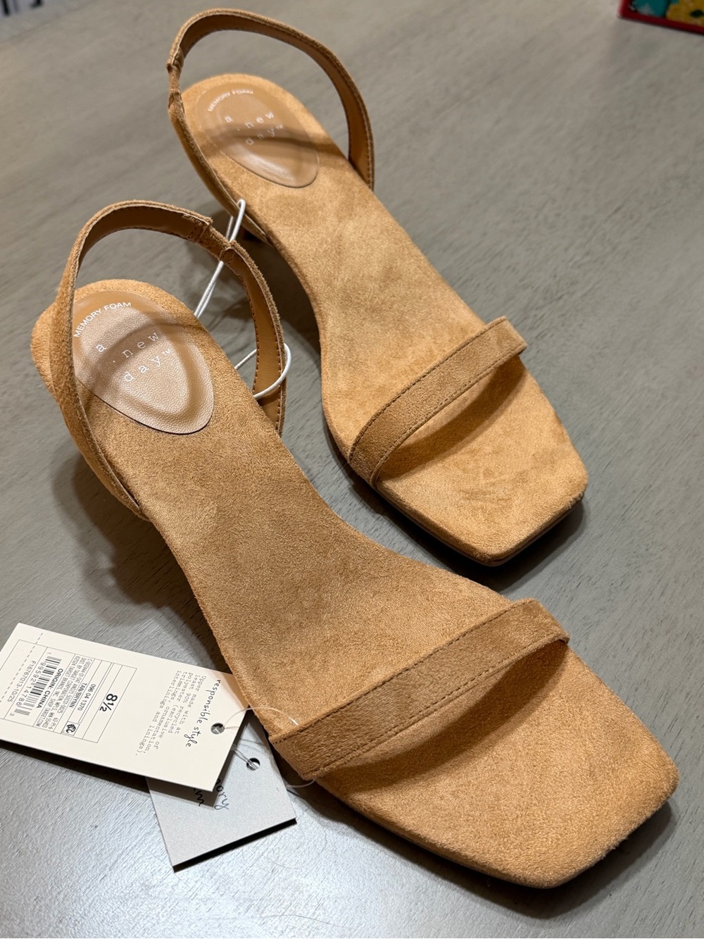 A New Day Memory Foam Comfort Tan Suede Slingback Square Toe Heels 8.5 - Picture 1 of 4